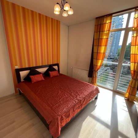 Lovely Apartments In Imanta With Free Parking Riga Exteriér fotografie