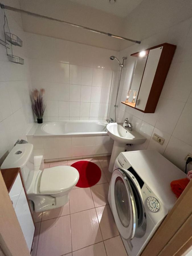 Lovely Apartments In Imanta With Free Parking Riga Exteriér fotografie